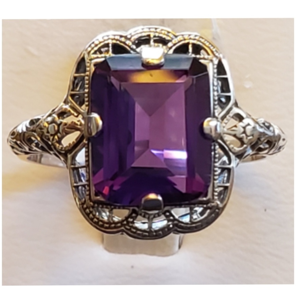 Genuine 4ct Edwardian Style Amethyst Ring 8